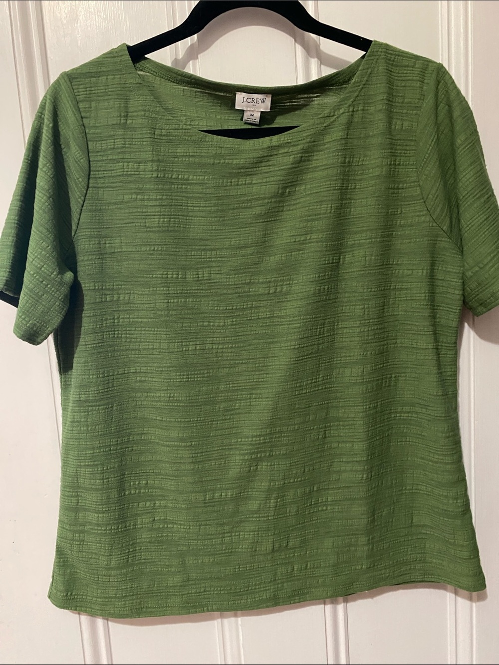 J. Crew Olive Textured Short Sleeve Top size M excellent condition